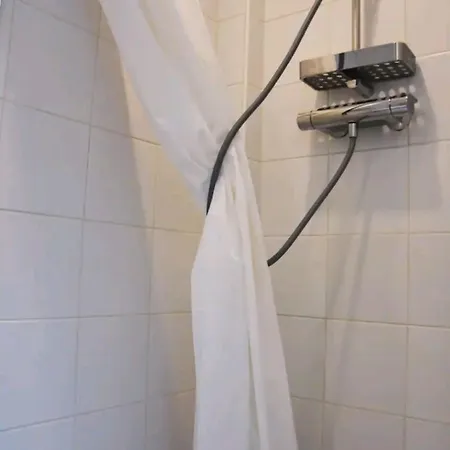 Appartamento Au Coeur De Au Pied De Notre Dame Equipe Salle De Bains Wc Calme Clair Type Clim Ascenseur *