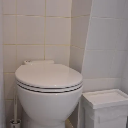 Appartamento Au Coeur De Au Pied De Notre Dame Equipe Salle De Bains Wc Calme Clair Type Clim Ascenseur Parigi